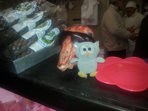 Owly in der Markthalle